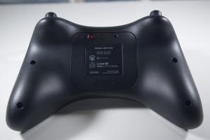 Wii U Pro Controller (02)
